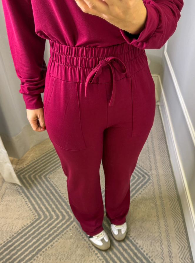 CONJUNTO DE MOLETINHO SARA MANGA LONGA