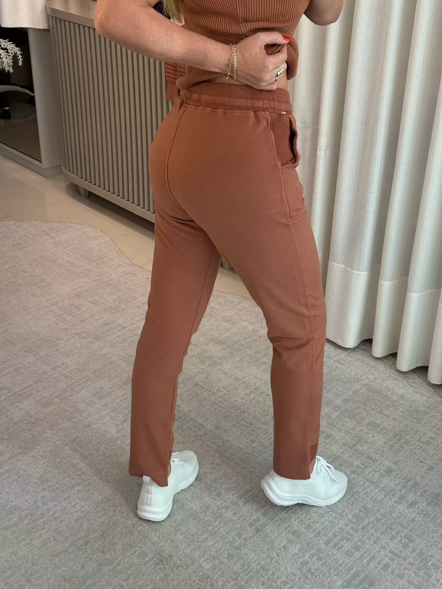 Conjunto Biamar Com Botões e Capuz Ajustável