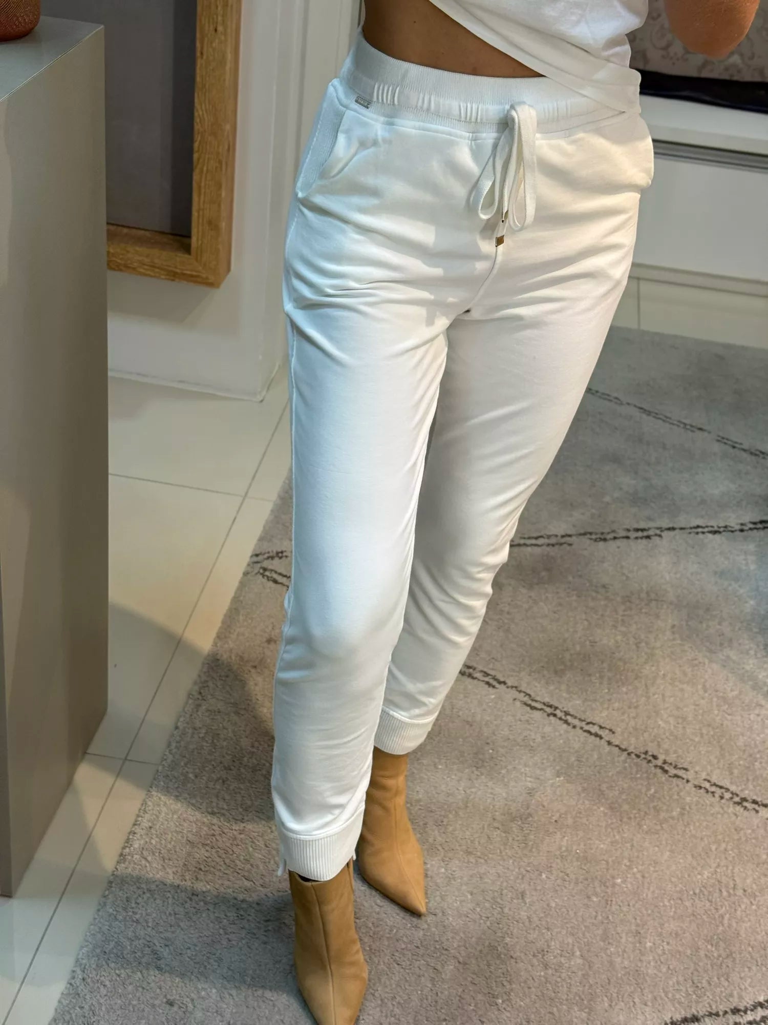 Conjunto Biamar Com Botões e Capuz Ajustável